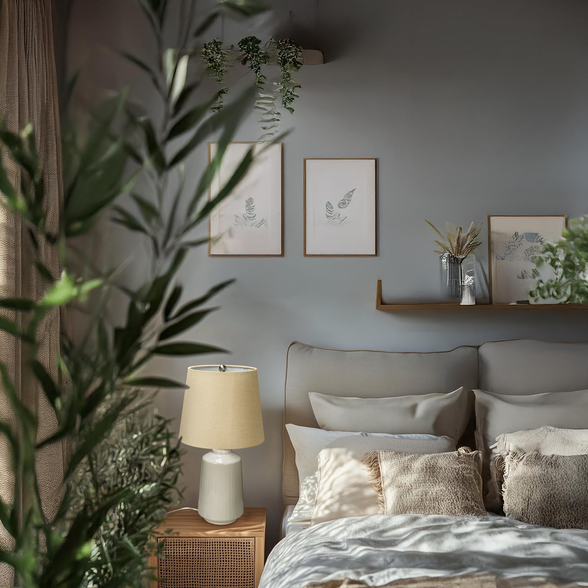 Camelia Decorative 1-Light Table Lamp